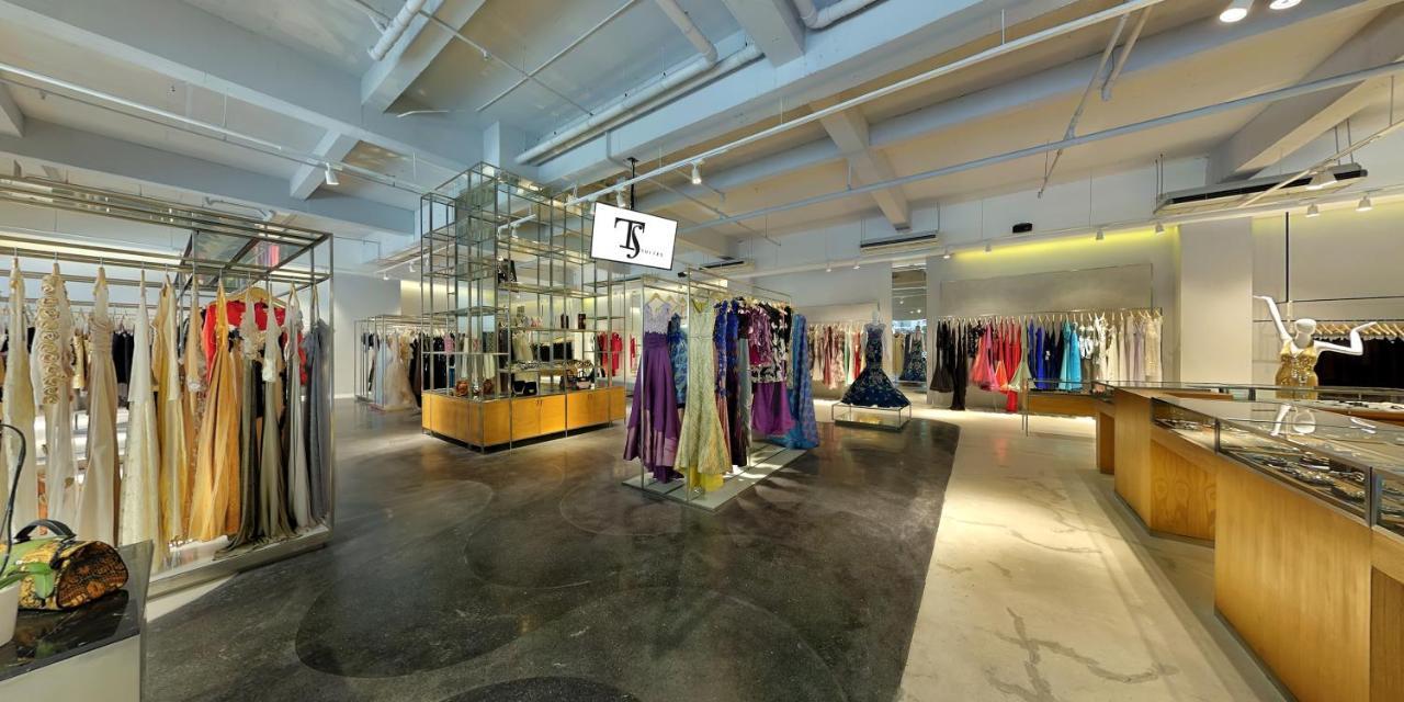 Ts Suites Семіньяк Екстер'єр фото The interior of a typical store