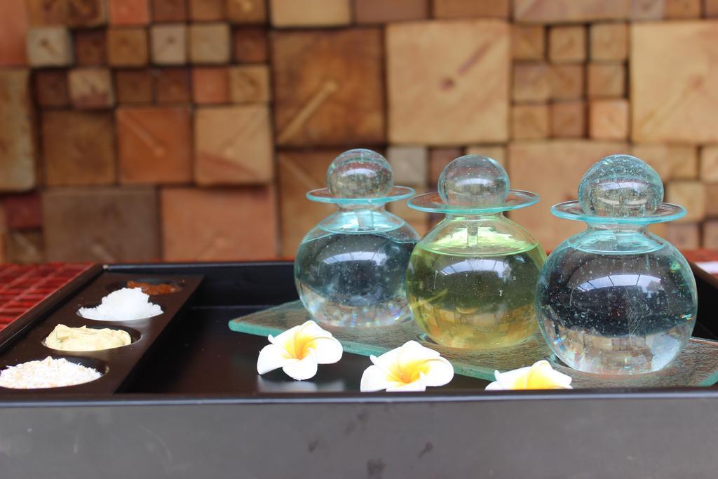 Ts Suites Семіньяк Екстер'єр фото Aromatherapy