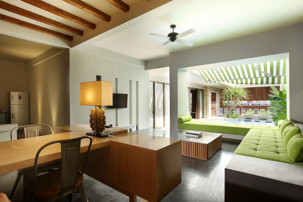 Ts Suites Семіньяк Номер фото Interior of a villa at the resort