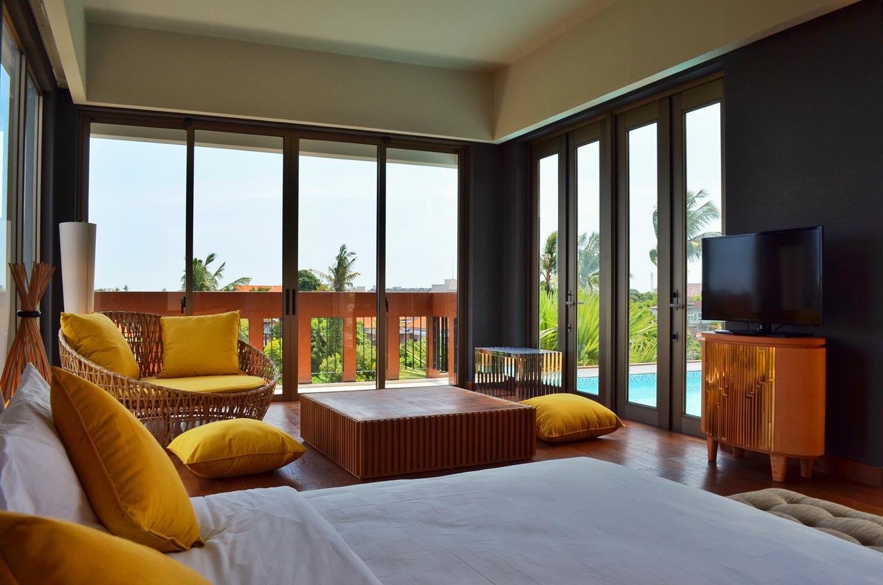 Ts Suites Семіньяк Екстер'єр фото A room at the hotel